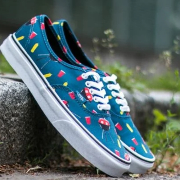 Vans Barbecue Themed Sneakers | Mens 9 Womens 10.5 no longer available, out of s - Picture 3 of 5